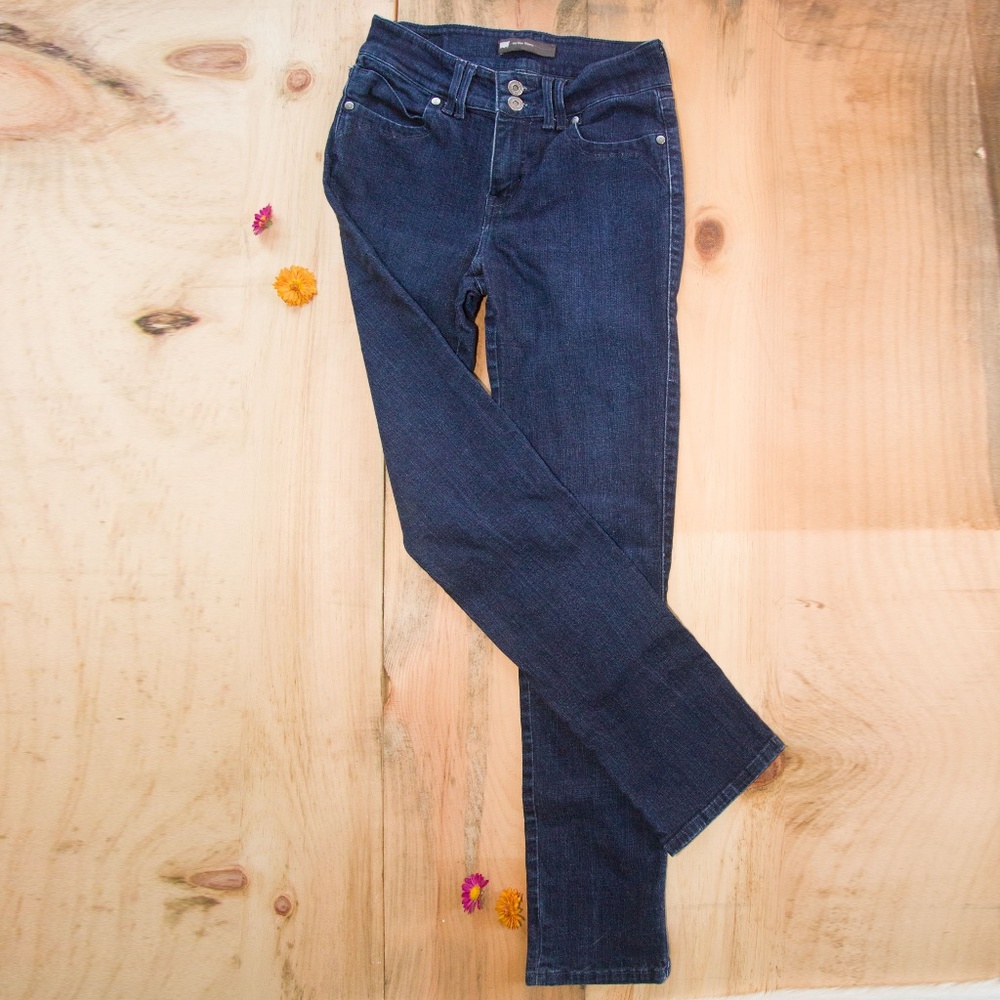Midrise Skinny, Dark blue wash, almost new!